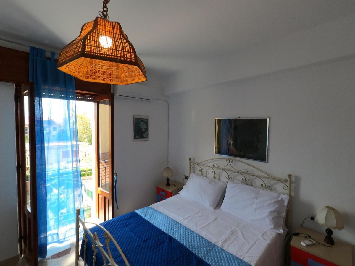 Caronia Marina Terrazza Lungomare 빌라 외부 사진