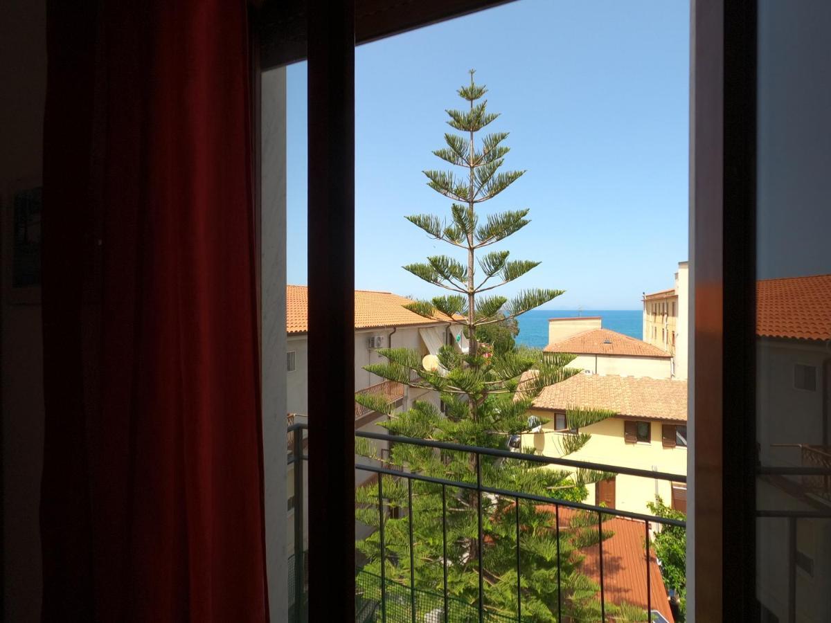 Caronia Marina Terrazza Lungomare 빌라 외부 사진