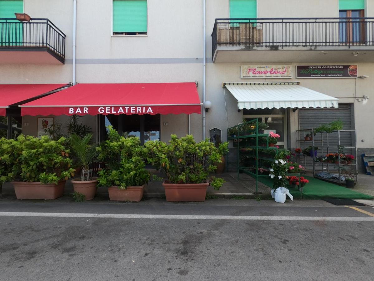 Caronia Marina Terrazza Lungomare 빌라 외부 사진